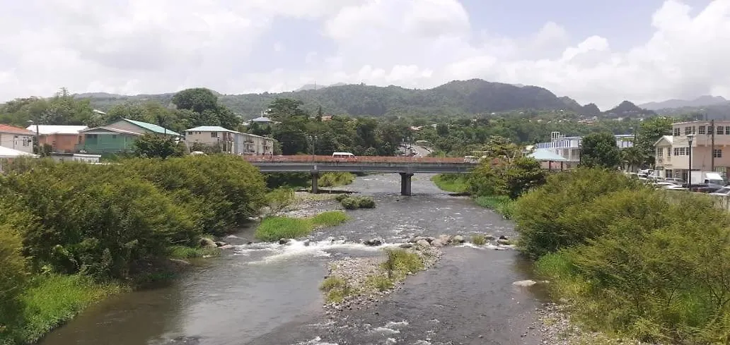 River Side Hotel Roseau